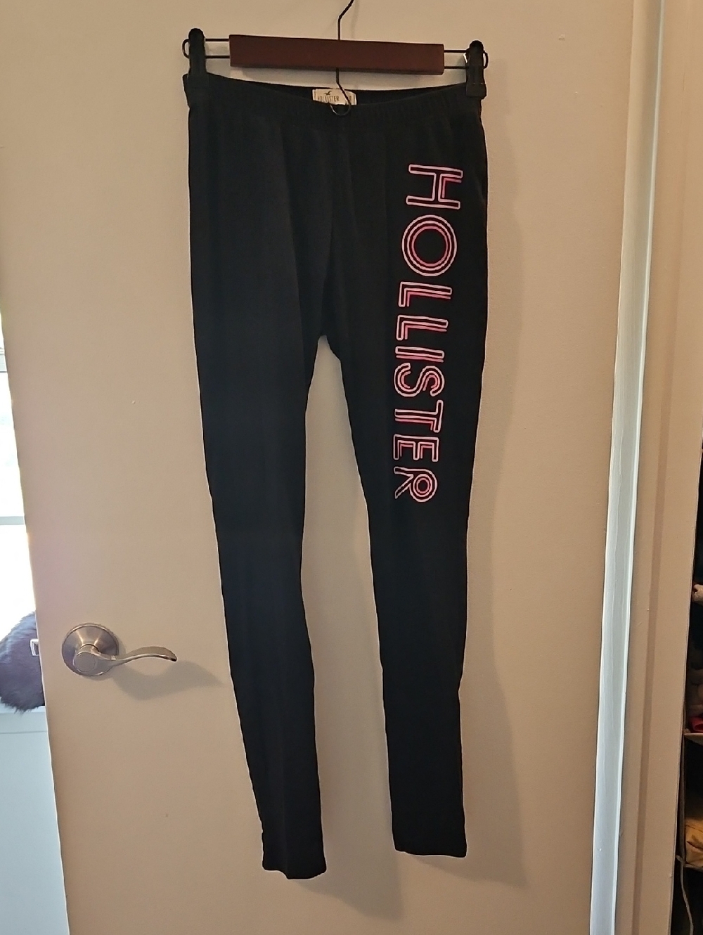 Hollister Navy Blue Leggings with Pink Side Logo